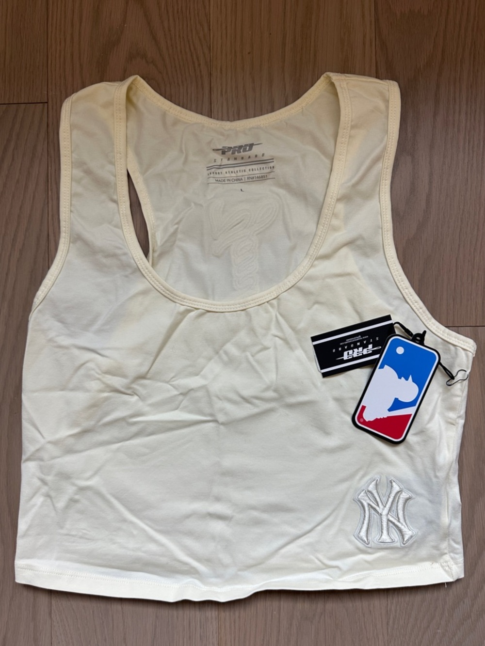 New York Yankees Women’s Cropped Tank Size Large